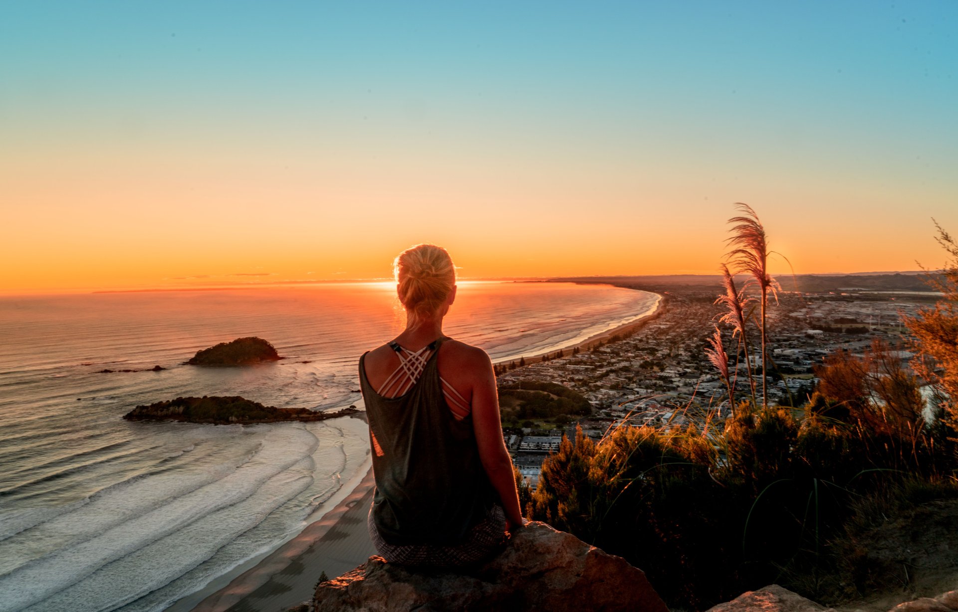 Sunrise on Mauao  (Mount Maunganui)